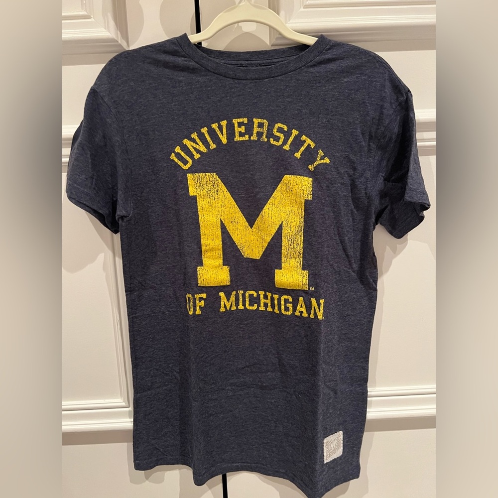 university of michigan men’s  t-shirt